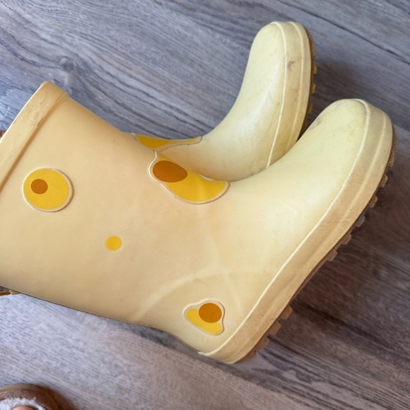 Coco Village Kids Yellow Atari Rain Boots size 1 - Picture 3 of 8
